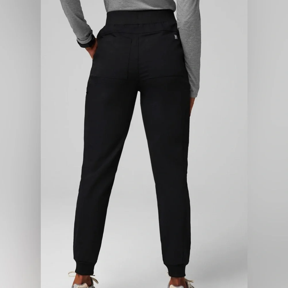 Fabletics scrub pants - Picture 2 of 2